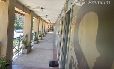 Local Comercial en Arriendo en Luis carrera con vitacura