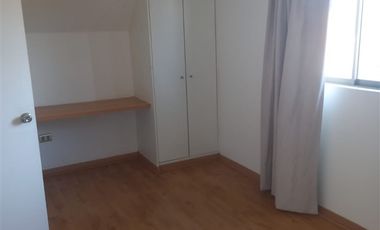 Casa en Arriendo en VALLE LO CASTILLO