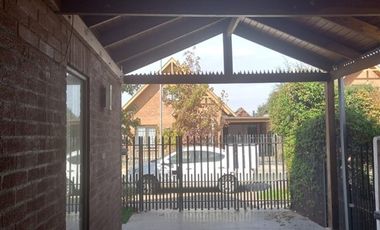 Casa en Arriendo en VALLE LO CASTILLO