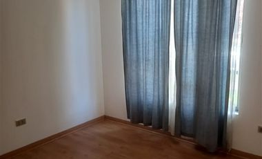 Casa en Arriendo en VALLE LO CASTILLO