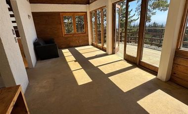 Casa en Venta en (MVR) Casa con vista al mar en Cerro Lugano, Pichilemu