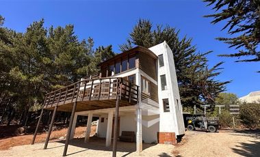 Casa en Venta en (MVR) Casa con vista al mar en Cerro Lugano, Pichilemu
