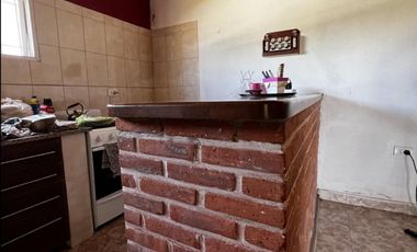 CASA EN VENTA ETCHEVERRY CON PATIO Y PILETA