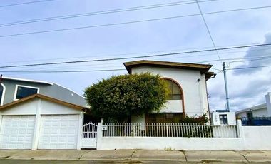 VENTA | CASA CON DEPARTAMENTO UNOS PASOS DEL MAR