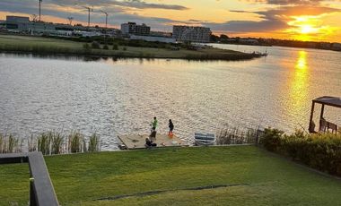 Casa en alquiler anual al lago central en Muelles Puertos del Lago