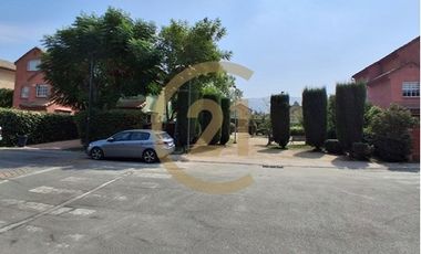 Se arrienda casa en Huechuraba en condominio