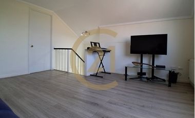 Se arrienda casa en Huechuraba en condominio