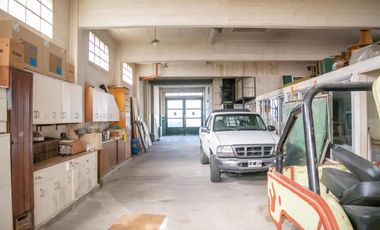 Depósito  con oficinas en venta en  Martinez - Inmejorable Ubicación!