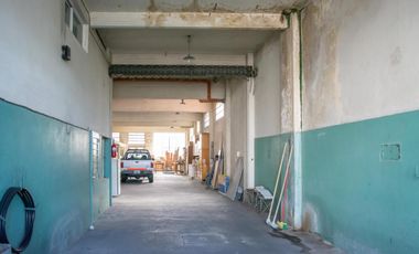 Depósito  con oficinas en venta en  Martinez - Inmejorable Ubicación!