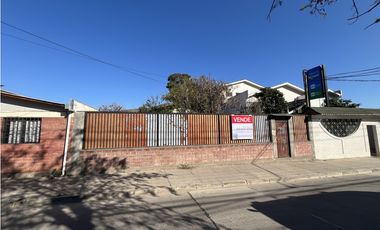 Terreno en Illapel central 631m2 casa de 40m2 zona comercial