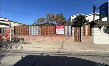 Terreno en Illapel central 631m2 casa de 40m2 zona comercial