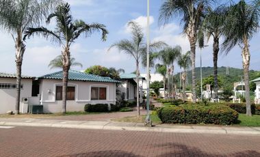 VENTA CASA EN URB. LA JOYA ETAPA TIARA (VM)