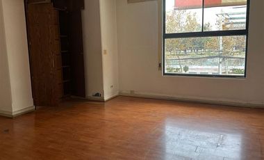 Local Comercial en Venta en SANTA MARIA ESQUINA ALBERTO REYES