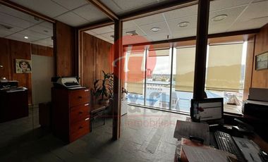 Oficina en Venta en Edificio Capital