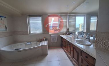 Departamento en Venta en Edificio Marquis