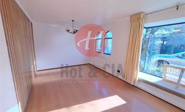 Casa en Venta en Javiera Carrera