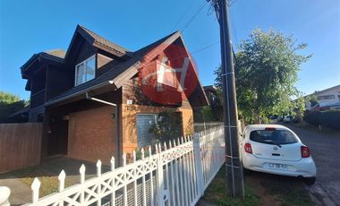 Casa en Arriendo en Villa Tobalaba