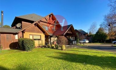 Casa en Venta en Condominio Casas del Fundo