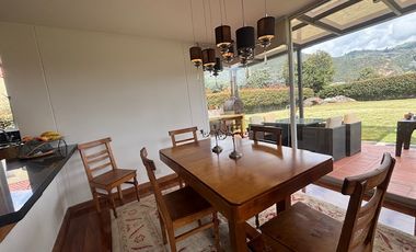 En venta hermosa casa en Macadamia, La Calera
