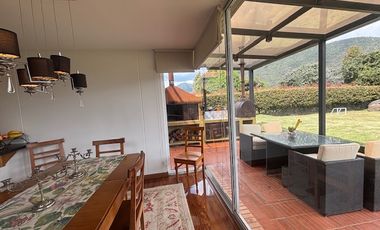 En venta hermosa casa en Macadamia, La Calera