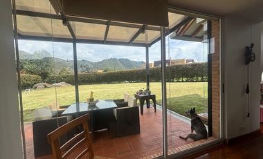 En venta hermosa casa en Macadamia, La Calera
