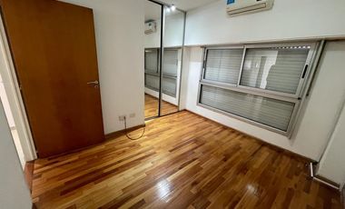 Excelente dpto de 2 ambientes con balcón y cochera