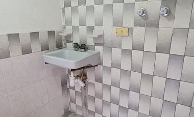 RECAMARA EN RENTA, XALAPA, VERACRUZ.