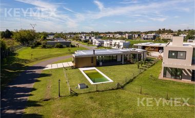 Venta casa en  Altos de Campo Grande
