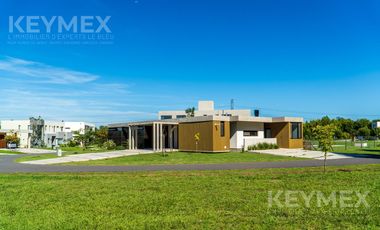 Venta casa en  Altos de Campo Grande