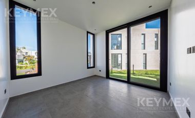Venta casa en  Altos de Campo Grande