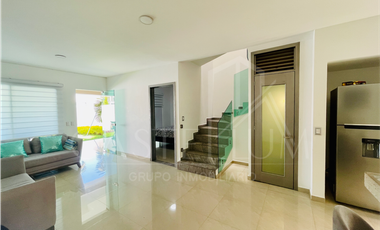 Casa con alberca en venta en Jiutepec, Morelos