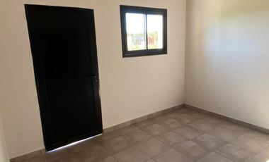Casa en venta - 3 Dormitorios 1 Baño - 1.239Mts2 - San Miguel del Monte