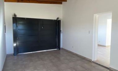 Casa en venta - 3 Dormitorios 1 Baño - 1.239Mts2 - San Miguel del Monte
