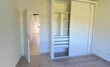 Casa en venta - 3 Dormitorios 1 Baño - 1.239Mts2 - San Miguel del Monte