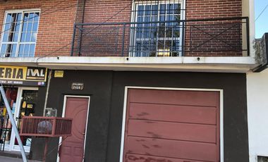 Departamento en primer piso monoambiente amplio- gabriel suarez alquiler
