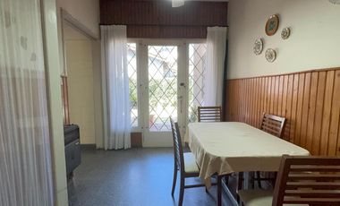 Chalet de 6 ambientes en venta en Haedo