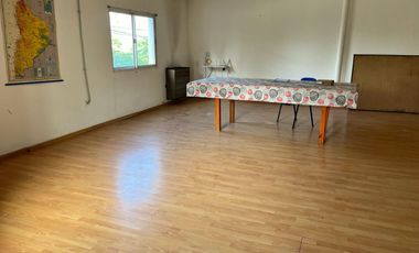 Galpón en  Venta