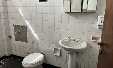 Galpón en  Venta