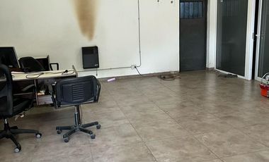 Galpón en  Venta