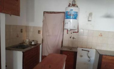 Casa en venta - 2 Dormitorios 1 Baño - 250Mts2 - Córdoba Capital