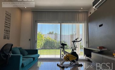 Casa - Rivadavia