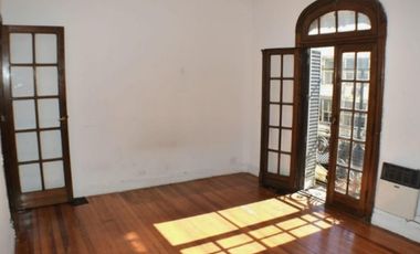 Departamento en venta - 2 Dormitorios 2 Baños - 126Mts2 - San Telmo
