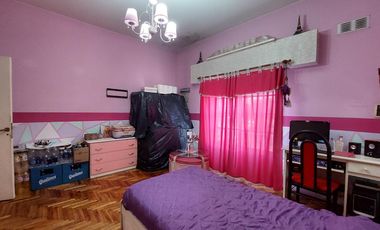 2 Casas en Monte Chingolo venta