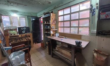 2 Casas en Monte Chingolo venta