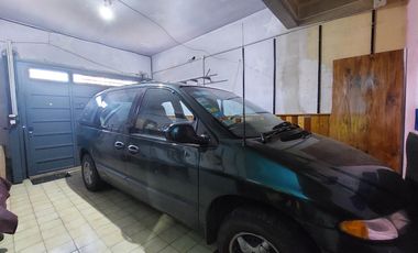 2 Casas en Monte Chingolo venta
