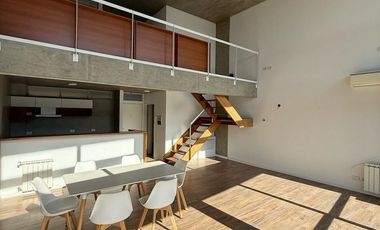 Departamento duplex en Vicente Lopez a una cuadra de Av. Libertador