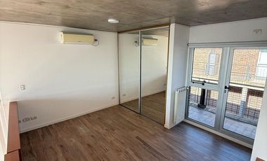 Departamento duplex en Vicente Lopez a una cuadra de Av. Libertador
