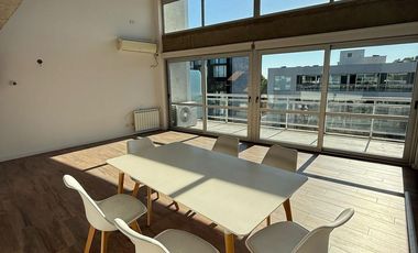Departamento duplex en Vicente Lopez a una cuadra de Av. Libertador