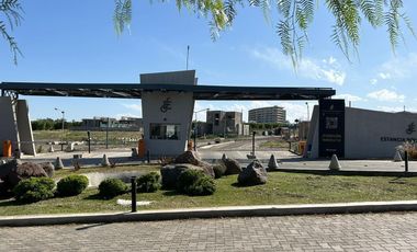 Terreno en  venta Barrio Estancia Romero Day