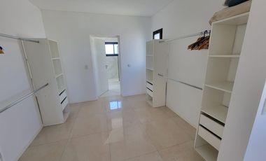 Casa Estilo contemporaneo en2 Plantas,  Puertos del Lago Escobar - Pileta con cascada